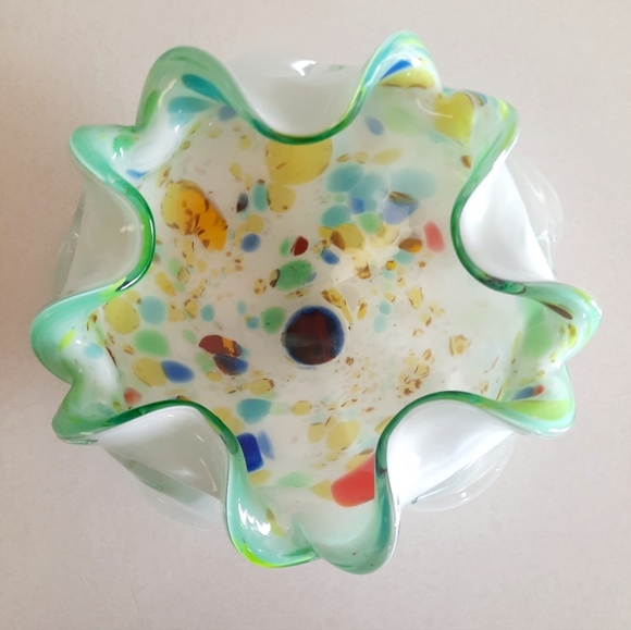 Vintage Other - VINTAGE MCM Blown Art Glass Confetti Bowl Dish